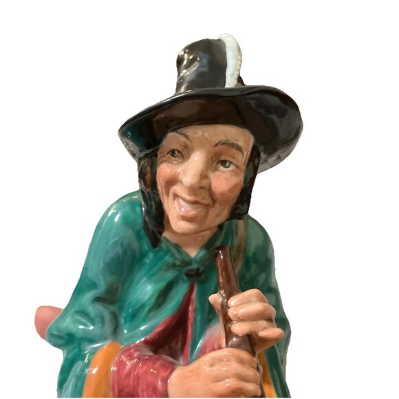 Halloween Antique Royal Doulton “The Mask Seller” Figurine Retired 2103 - Picture 8 of 16
